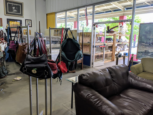 Thrift Store «Durham Rescue Mission Thrift Stores», reviews and photos, 10701 Glenwood Ave, Raleigh, NC 27617, USA