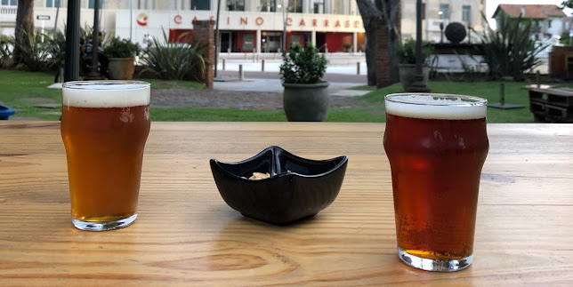 Opiniones de La Peatonal | Beer Garden en Paso Carrasco - Restaurante