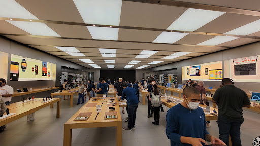 Computer Store «Apple Barton Creek», reviews and photos, 2901 S Capital of Texas Hwy, Austin, TX 78746, USA