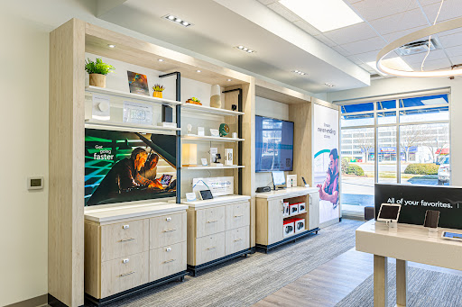 Cable Company «Cox Solutions Store», reviews and photos, 750 N Rancho Dr, Las Vegas, NV 89106, USA