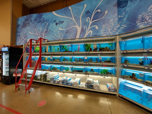 Pet Supply Store «PetSmart», reviews and photos, 2130 Gunbarrel Rd, Chattanooga, TN 37421, USA