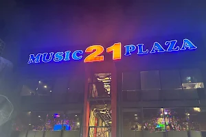Music 21 Plaza, Shaw Blvd., Pasig image
