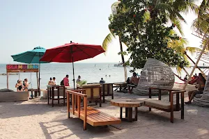 Amazona Beach Bar by Mar-Bella image