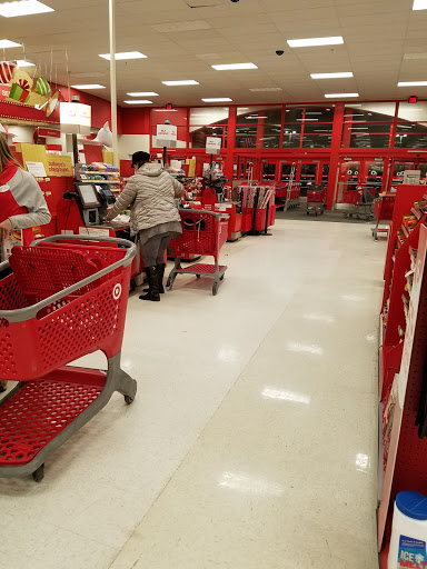 Department Store «Target», reviews and photos, 100 Willow St, Farmingdale, NY 11735, USA