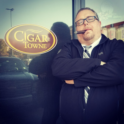 Cigar Shop «Cigar Towne», reviews and photos, 1127 Eldridge Pkwy #500, Houston, TX 77077, USA