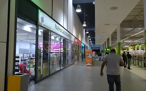 Xyami Shopping image