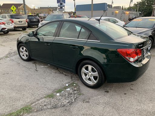 Used Car Dealer «DIAMOND AUTO SALES AND SERVICES 2016», reviews and photos, 1801 W Forest Home Ave, Milwaukee, WI 53204, USA