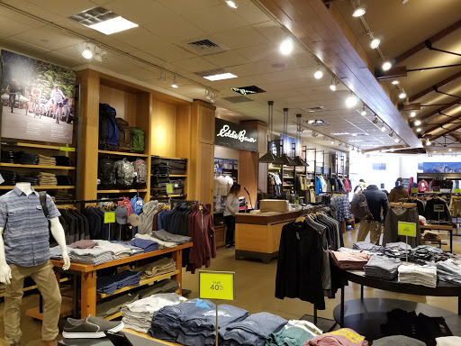 Clothing Store «Eddie Bauer», reviews and photos, 1402 Main Street, Southlake, TX 76092, USA