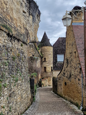 Le Bourg à La Roque-Gageac