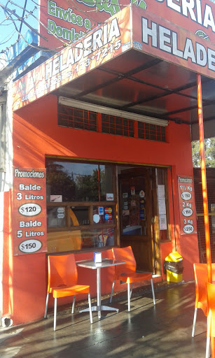 Heladería Las Nenas - Ice cream shop en Ituzaingó