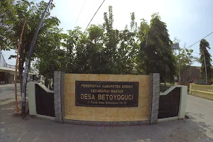 Balai Desa Betoyoguci image