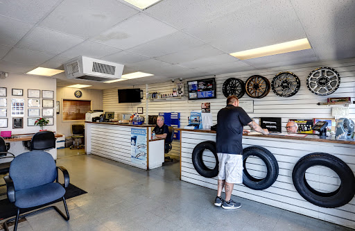 Tire Shop «Tucker Tire & Auto», reviews and photos, 1101 E Camelback Rd, Phoenix, AZ 85014, USA