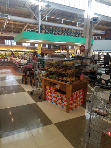 Grocery Store «Whole Foods Market», reviews and photos, 1330 Smith Ave, Baltimore, MD 21209, USA