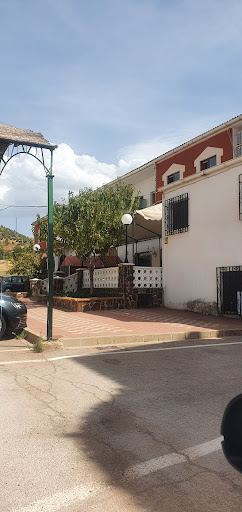 Hostal Restaurante El Jaro Casa rural - Pl. Mayor, 12, 02311 Povedilla, Albacete, España