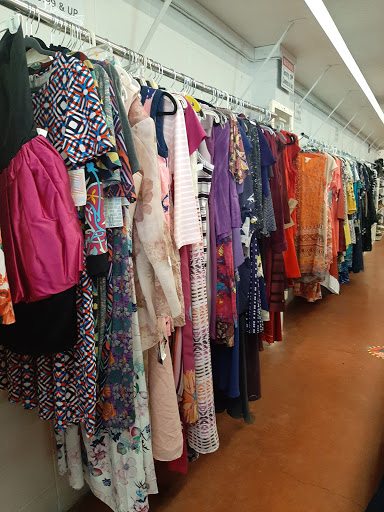 Thrift Store «St. Vincent de Paul Thrift Store & Donation Center, Livermore», reviews and photos