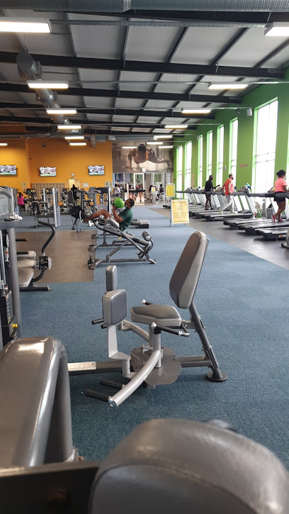 Zone Fitness - Capricorn Square Shopping Centre, Prince George Dr, Capricorn, Cape Town, 7948, South Africa