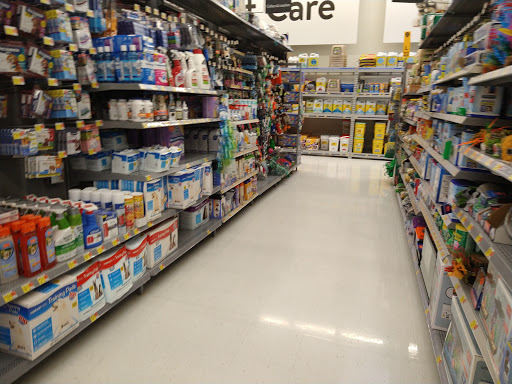 Department Store «Walmart Supercenter», reviews and photos, 814 W Bell Ave, Knoxville, IA 50138, USA