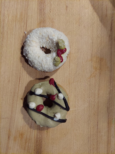 Pet Supply Store «Three Dog Bakery Inc», reviews and photos, 13904 Town Center Blvd # 200, Noblesville, IN 46060, USA