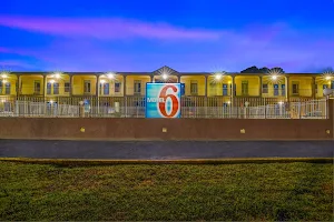 Motel 6 Americus, GA image