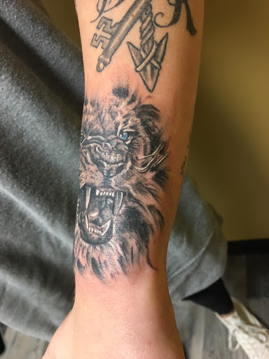 Explore sza tattoo ideas, creative tattoo ideas in Warner Robins, available at Untold Pain Tattoo Studio