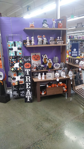 Grocery Store «Fred Meyer», reviews and photos, 7700 SW Beaverton Hillsdale Hwy, Portland, OR 97225, USA