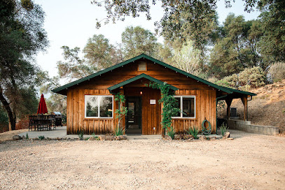 Copper Cabin Yosemite Vacation Rental