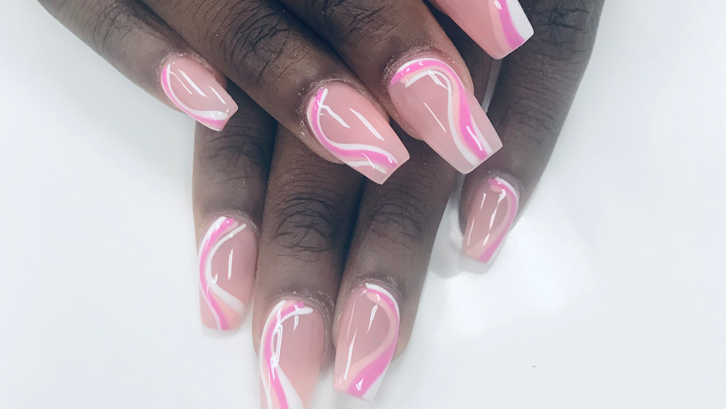 Davi nails in Moon township 15108
