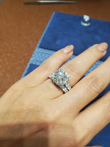 Jewelry Store «Roman Jewelers», reviews and photos, 500 Commons Way, Bridgewater, NJ 08807, USA