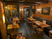 Atmosphère du Restaurant La Boissaude à Rochejean - n°5