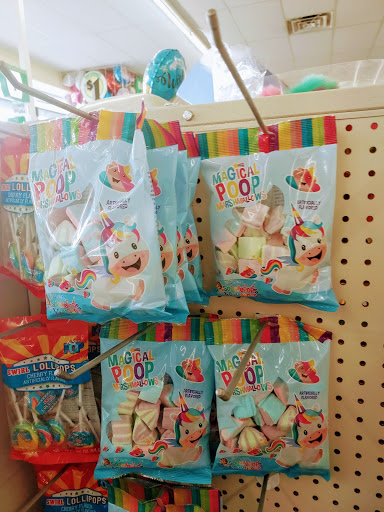 Dollar Store «Dollar Tree», reviews and photos, 3236 Orchard Lake Rd, West Bloomfield Township, MI 48324, USA