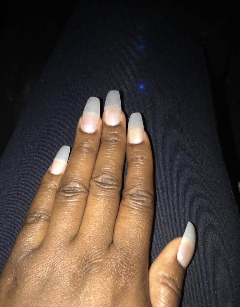 Happy Nails 97225