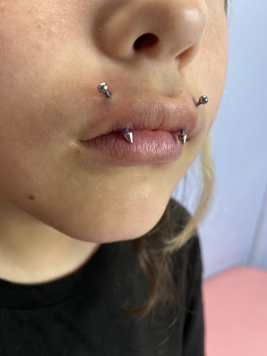 Explore vulture tattoo ideas, creative tattoo ideas in El Paso, available at R&R tattoo and piercing studio