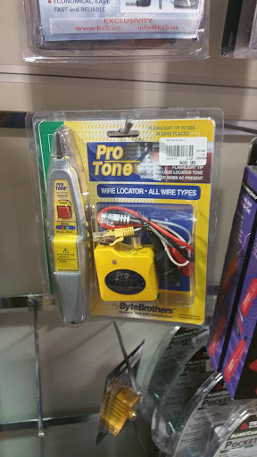 Computer Store «Micro Center», reviews and photos, 11755 Mosteller Rd, Sharonville, OH 45241, USA