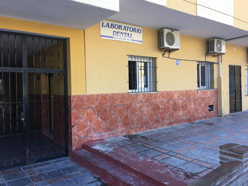 Laboratorio Dental Vilaplana - Av. de Mijas, 42, Bajo - Izquieda (Local, 29640 Fuengirola, Málaga