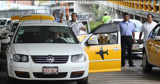 Sitio 300 ac Taxis del Aeropuerto