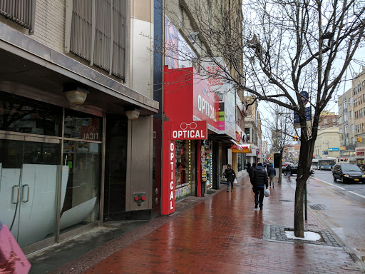 Optician «Fabulous Optical Inc», reviews and photos, 161-11 Jamaica Ave, Jamaica, NY 11432, USA