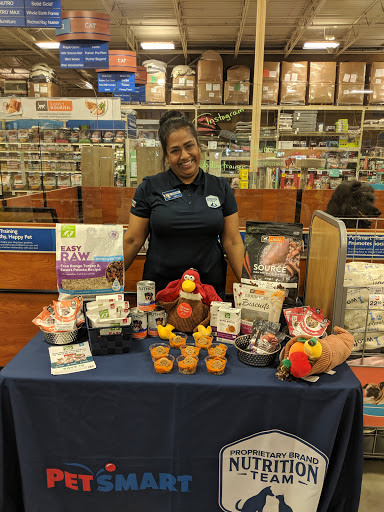 Pet Supply Store «PetSmart», reviews and photos, 1115 Vidina Pl, Oviedo, FL 32765, USA