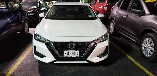 Nissan Dealer «West Herr Nissan of Orchard Park», reviews and photos, 3580 Southwestern Blvd, Orchard Park, NY 14127, USA