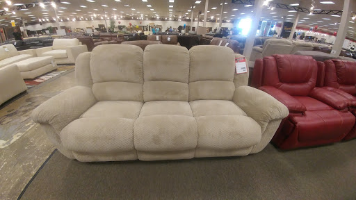 Furniture Store «The Dump Furniture Outlet», reviews and photos, 801 N Military Hwy, Norfolk, VA 23502, USA
