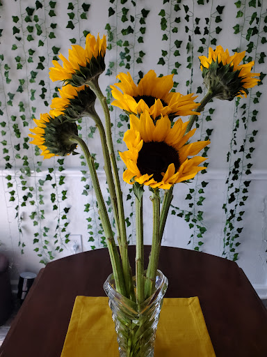 Florist «Sunflower Florist Of Virginia Llc», reviews and photos, 5906 N Kings Hwy, Alexandria, VA 22303, USA