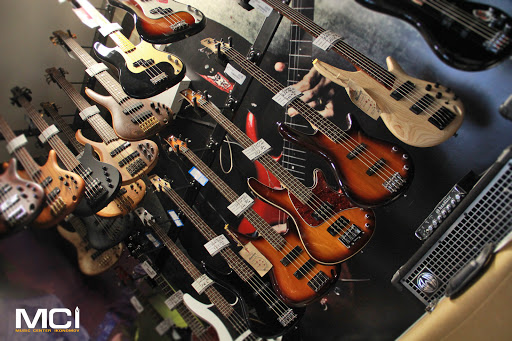 Guitar stores Sofia