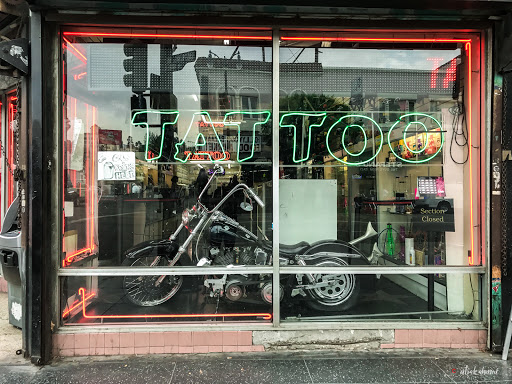 Highland Tattoo, 6816 Hollywood Blvd, Los Angeles, CA 90028, USA, 