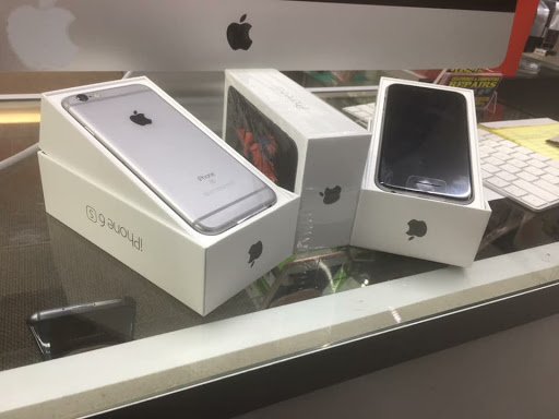 Cell Phone Store «Cell Repair», reviews and photos, 12579 Richmond Ave, Houston, TX 77082, USA