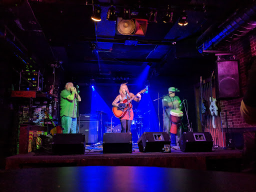 Bar «Dover Brick House», reviews and photos, 2 Orchard St, Dover, NH 03820, USA