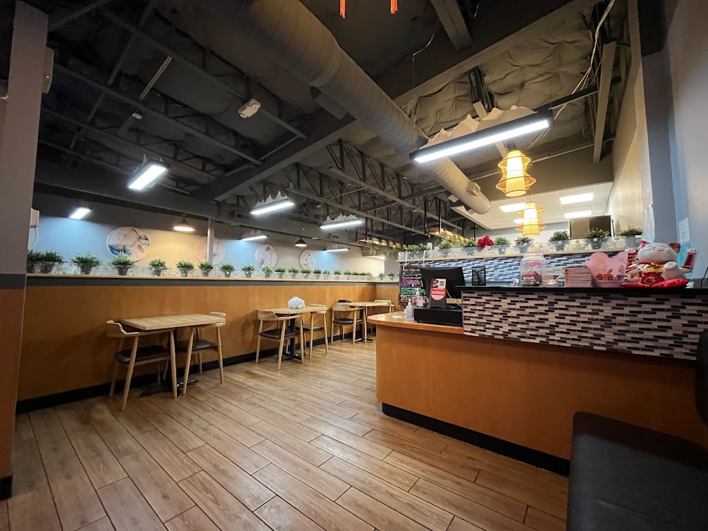 Red 8 Asian Cuisine & Sushi Bar 84117