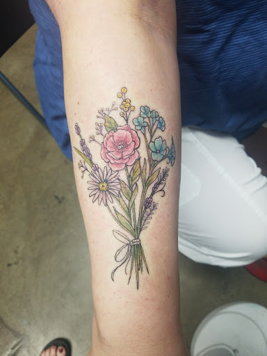 Tattoo Shop «Trilogy Tattoo Co», reviews and photos, 701 Lynnhaven Pkwy, Virginia Beach, VA 23452, USA