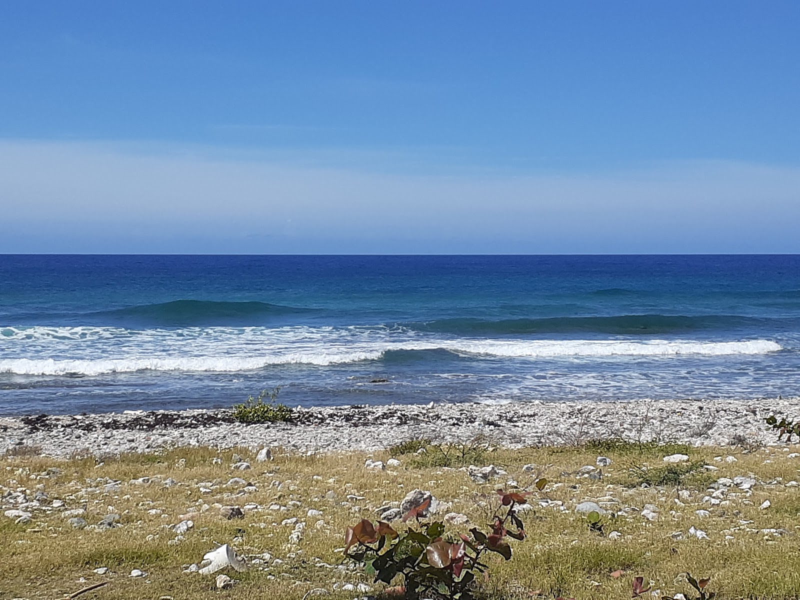 Playa Larga'in fotoğrafı taşlı kum yüzey ile