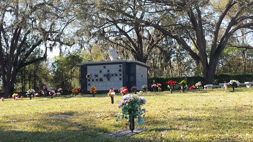 Cemetery «Jacksonville Memory Gardens Cemetery and Funeral Home», reviews and photos, 111 Blanding Blvd, Orange Park, FL 32073, USA