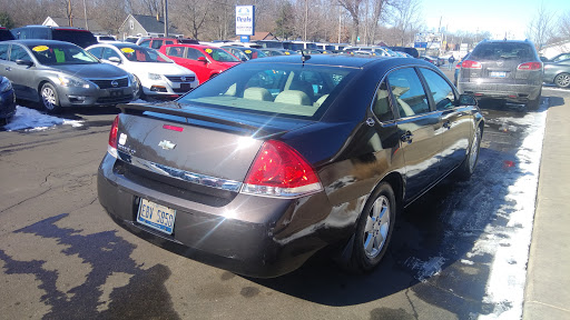 Used Car Dealer «Deals Unlimited Inc», reviews and photos, 8705 Portage Rd, Portage, MI 49002, USA