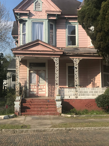 Bar «Tree House Savannah», reviews and photos, 309 West St. Julian Street, Savannah, GA 31401, USA